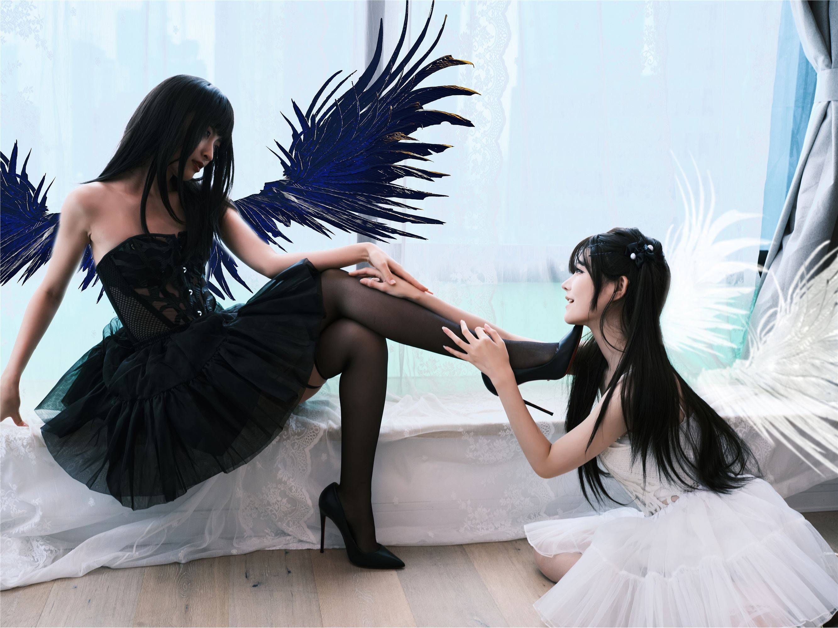 YITUYU艺图语 2025.01.27 黑天使与白天使 孟程程